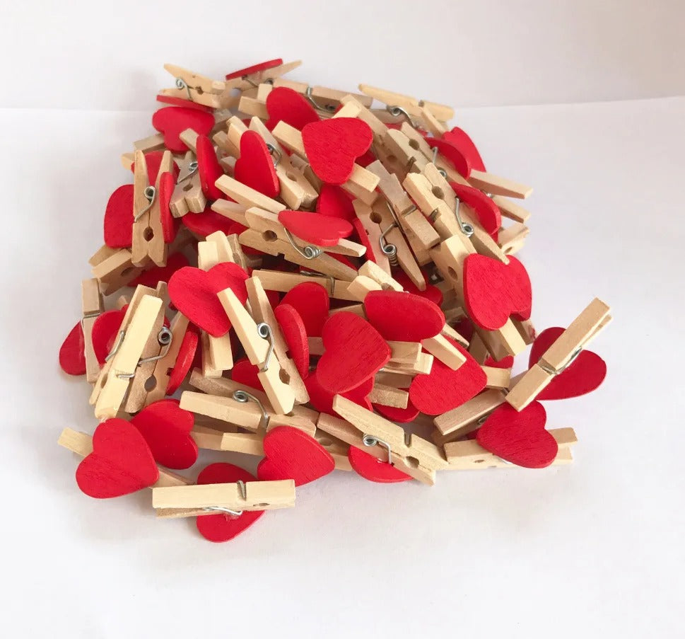 50 pcs Heart-shaped wooden clips