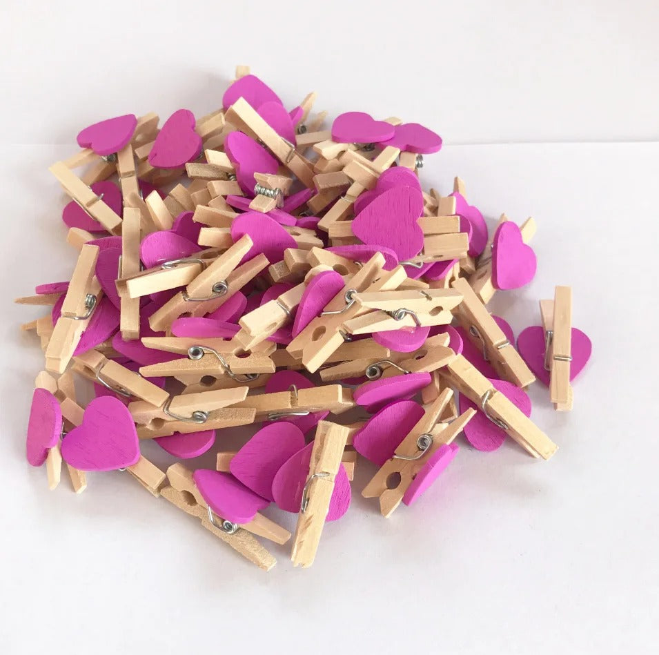 50 pcs Heart-shaped wooden clips